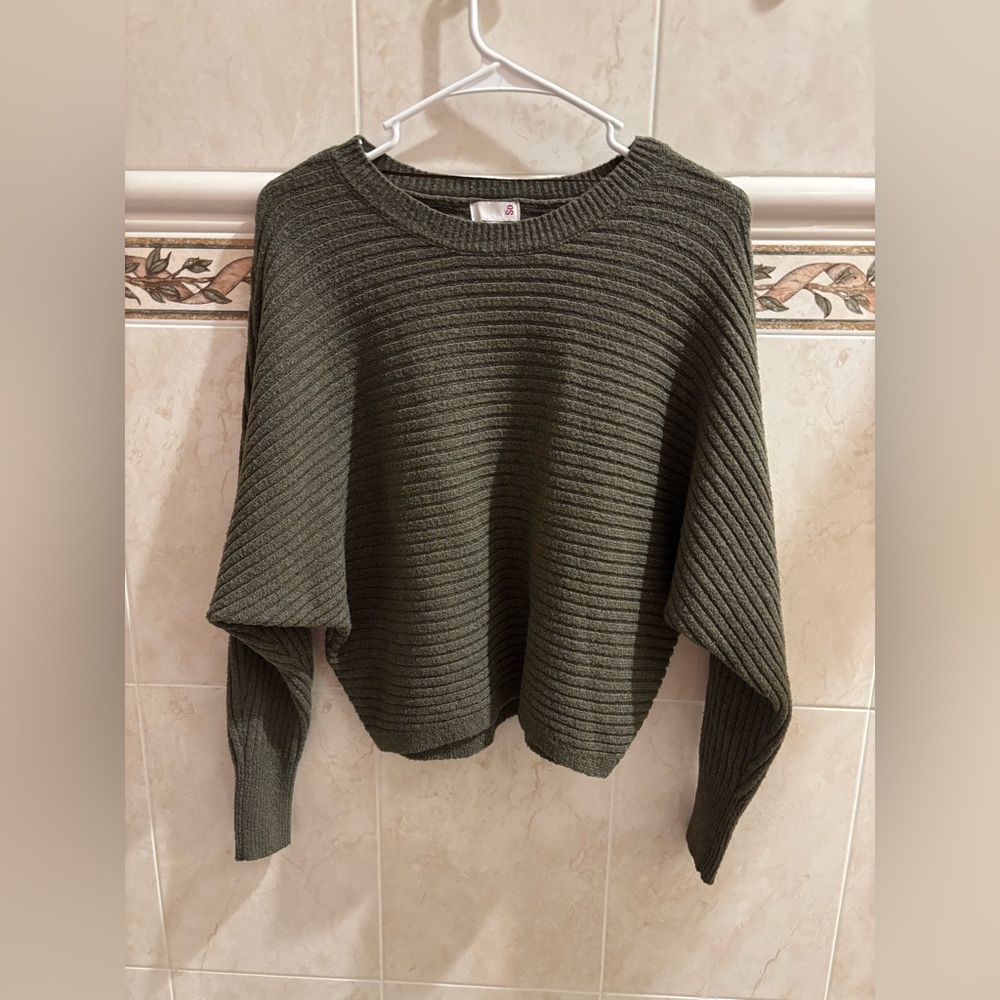 SO ribbed sweater